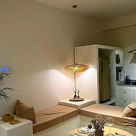 Luxury 2Bhk Escape W/ Hot Tub