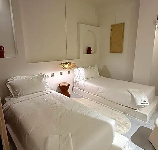 Luxury 2bhk Escape W/ Hot Tub Kathmandu